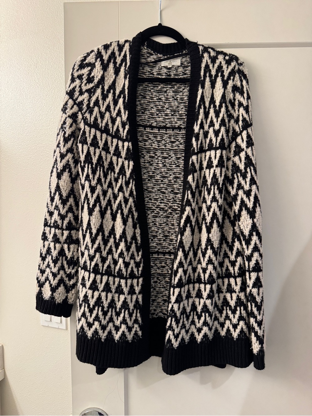 Lou & Grey Black/White Zigzag Open Cardigan size S